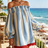 Oralia | Vestido mini de rayas azules y blancas con hombros descubiertos y bajo en contraste