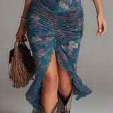 Vestido midi floral azul con ribetes de encaje