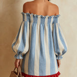 Oralia | Vestido mini de rayas azules y blancas con hombros descubiertos y bajo en contraste