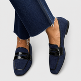 Baudilia | Mocasín azul marino con charol
