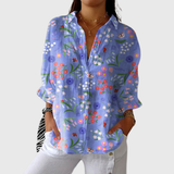Gilda | Blusa de florecillas sobre azul lavanda