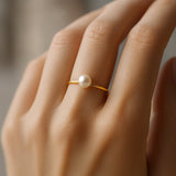 Andrea – Anillo de perla dorado