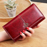 Sabela | Cartera con broche metálico