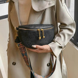 Melibea | Bolso bandolera con relieve floral