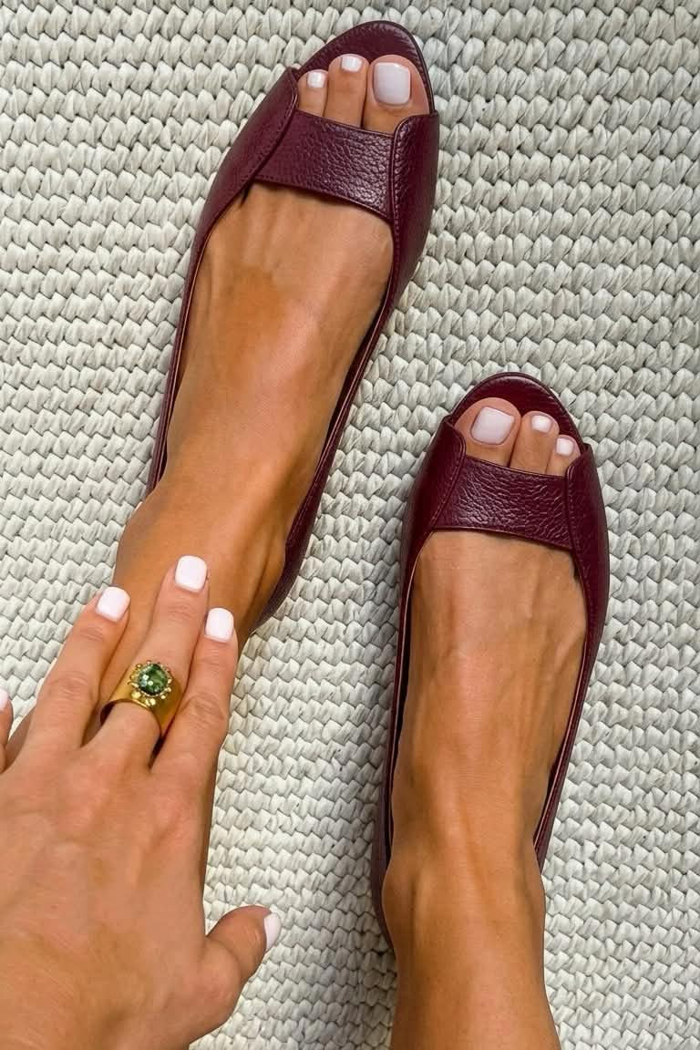 Adelina – Sandalia dorada confort chic