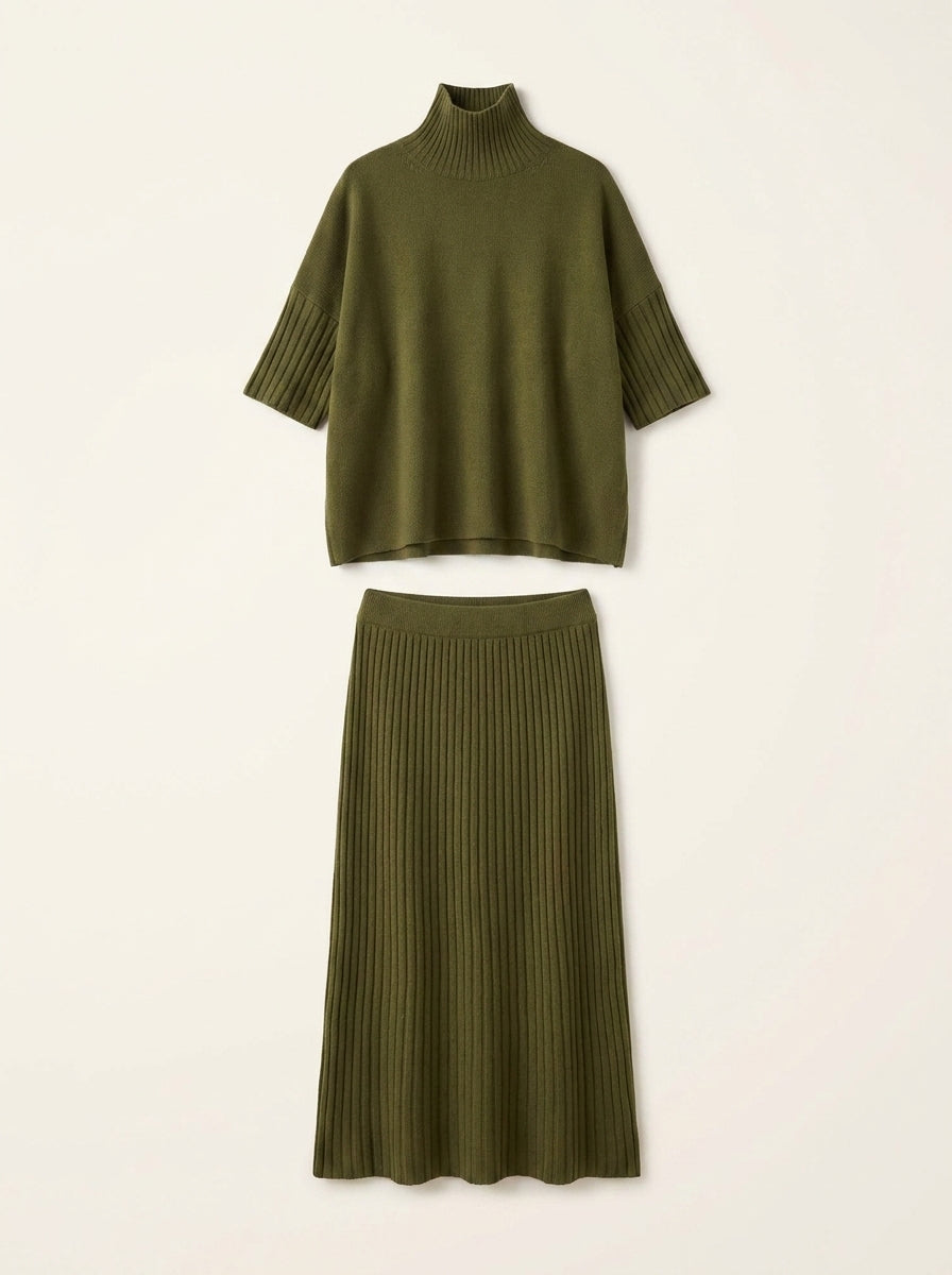 Lourdes – Conjunto de punto con falda