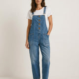 Naira – Mono denim relajado con tirantes