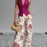 Conjunto de chaleco rosa y pantalones anchos con estampado floral