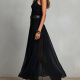 Conjunto de top negro y falda maxi de tul