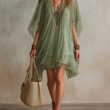 Vestido mini vaporoso de chiffón verde con escote en V