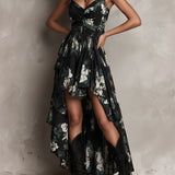 Vestido maxi sin tirantes con estampado floral negro