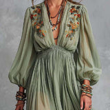 Leire | Vestido largo con bordados florales en los hombros, verde salvia